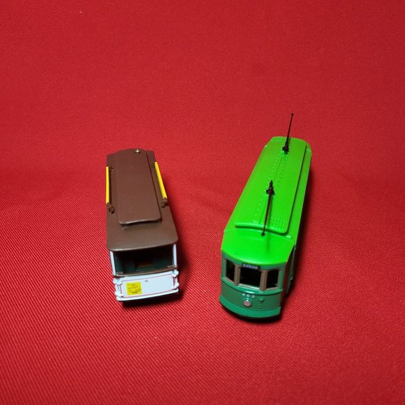 Classic Streetcars Set of 2 - Picture 6 of 12